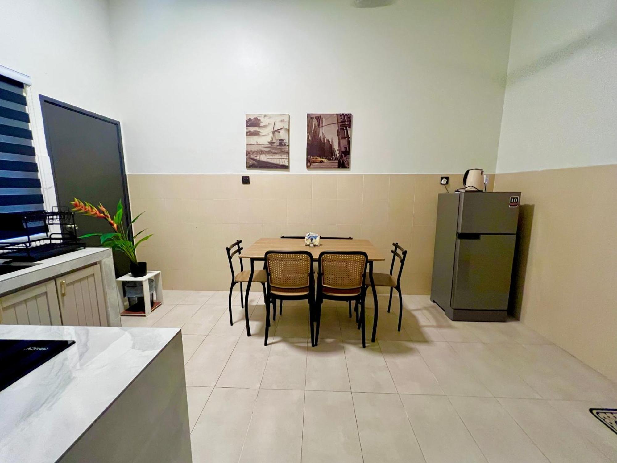 Quayside Cove Homestay - Corner House, Shah Alam Rimbayu Netflix Syok Tv Bbq Zewnętrze zdjęcie
