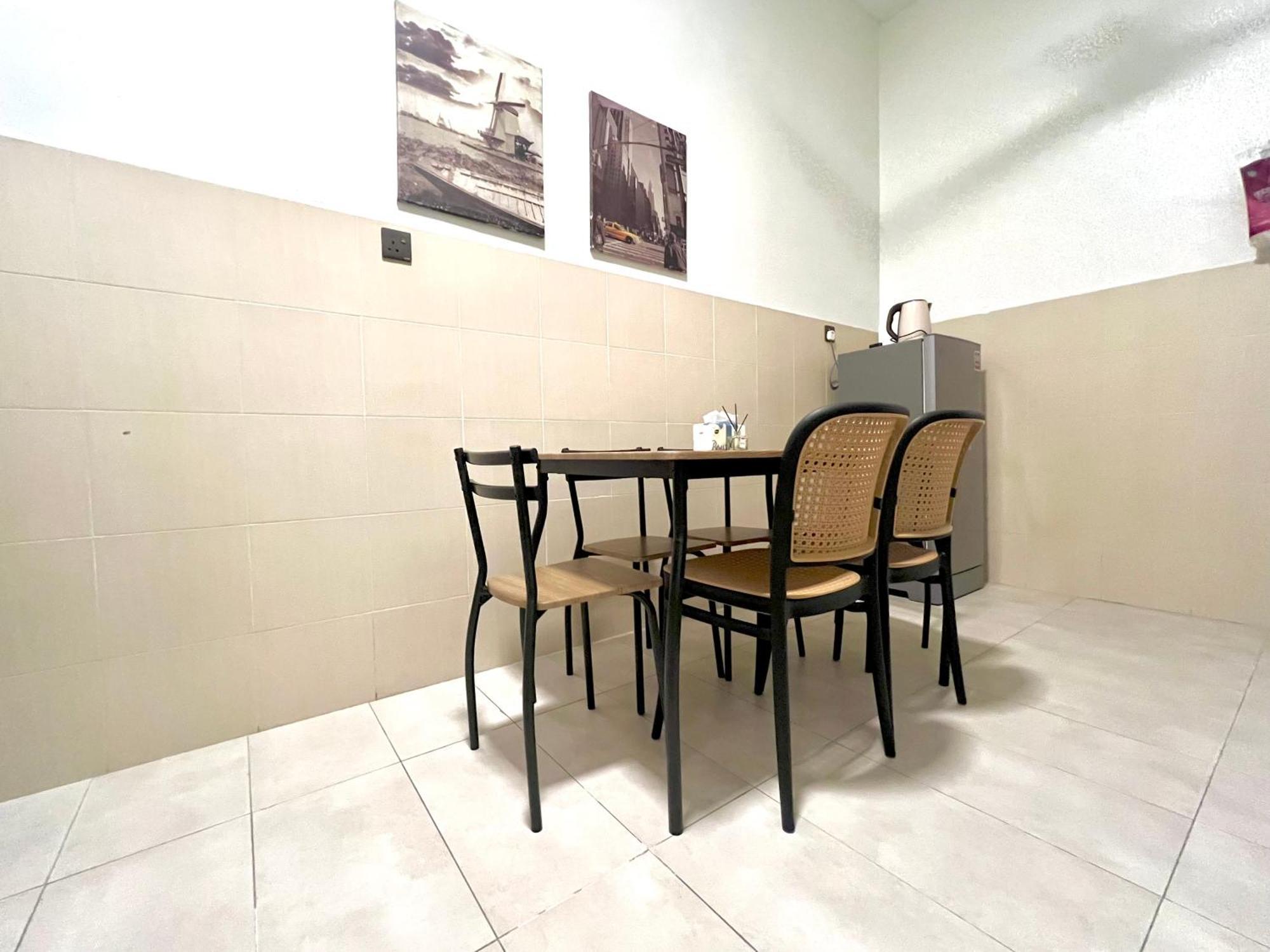 Quayside Cove Homestay - Corner House, Shah Alam Rimbayu Netflix Syok Tv Bbq Zewnętrze zdjęcie