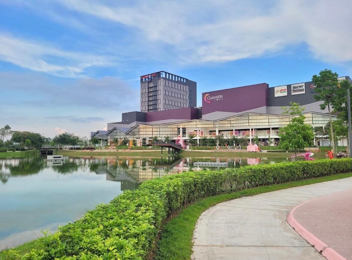 Quayside Cove Homestay - Corner House, Shah Alam Rimbayu Netflix Syok Tv Bbq Zewnętrze zdjęcie