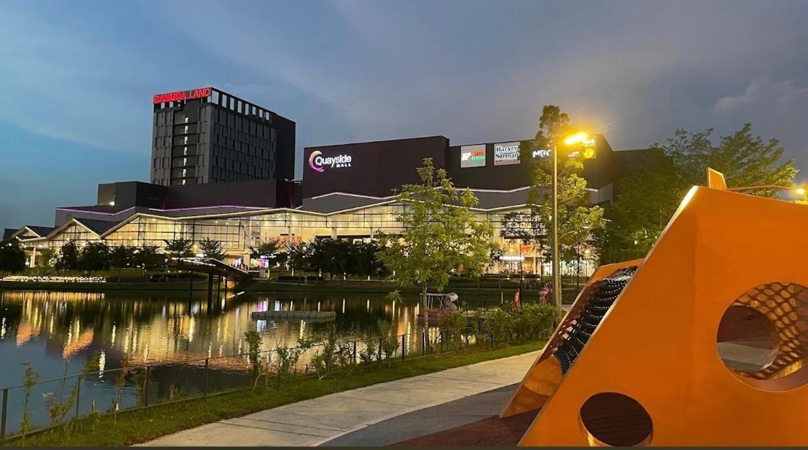 Quayside Cove Homestay - Corner House, Shah Alam Rimbayu Netflix Syok Tv Bbq Zewnętrze zdjęcie